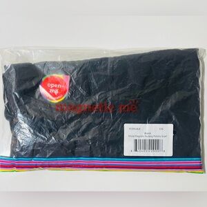 Magnetic Me Nursing Poncho in Black - One Size